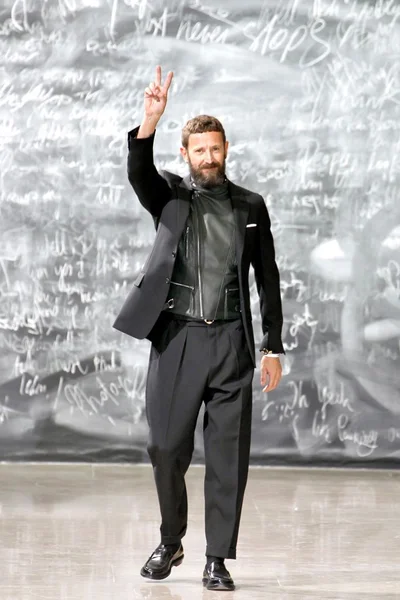 Look 29